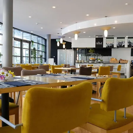 Four Munich Neue Messe 4*