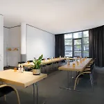 Отель Four Points By Sheraton Munich Messe Ашхайм