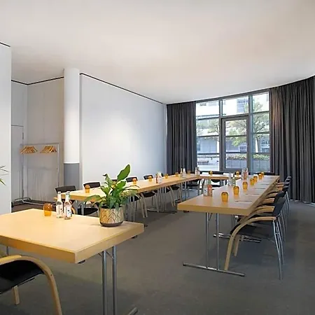 Four Points By Sheraton Munich Messe מלון 4*