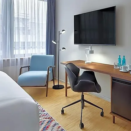 מלון Four Points By Sheraton Munich Messe 4*