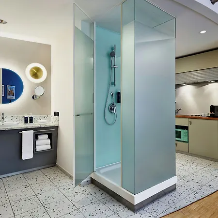 Four Points By Sheraton Munich Messe Hotel 4*